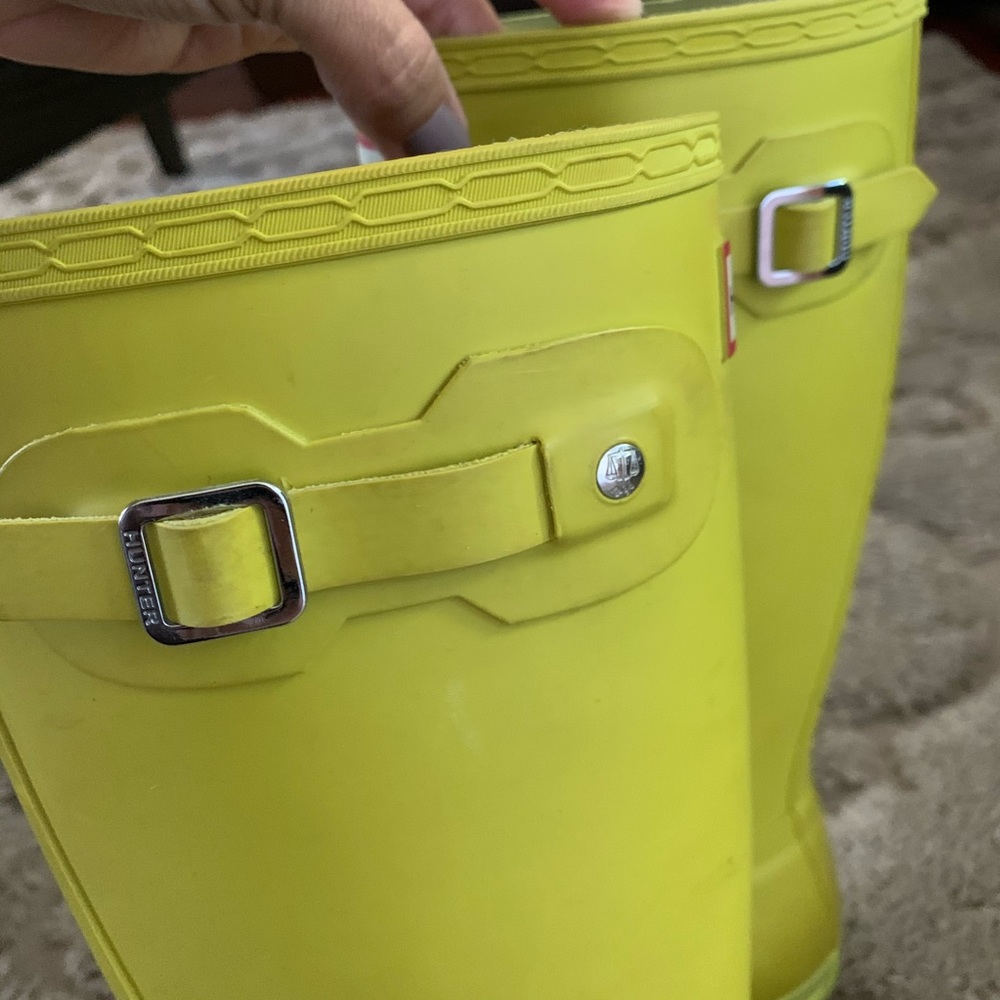Hunter Rain Boots (Big Girls/Womens) - Picture 5 of 8